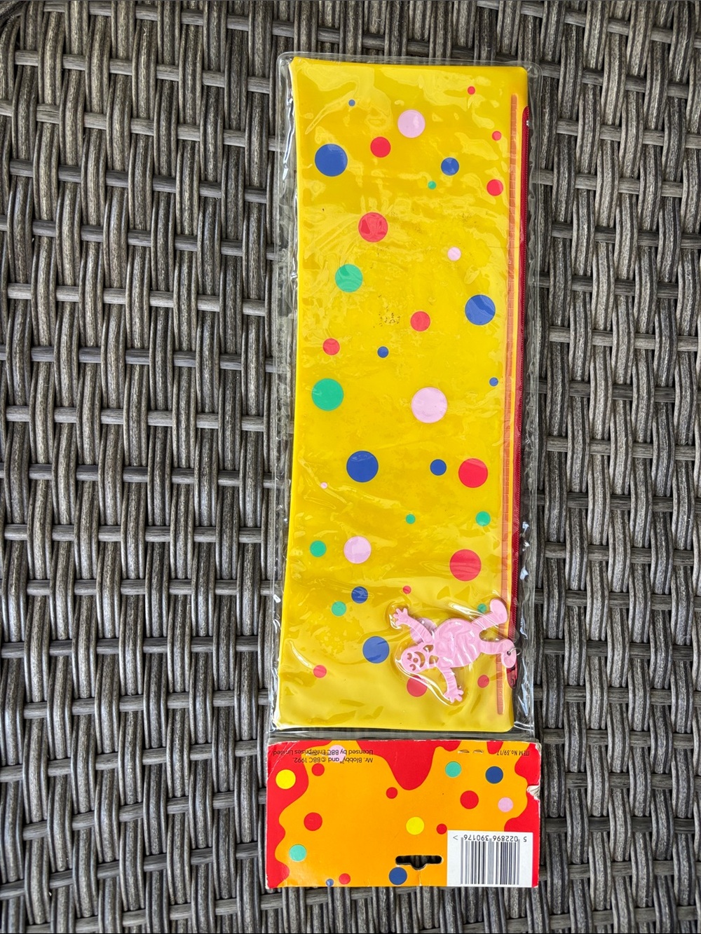 Very Rage 1992 Mr Blobby Yellow Pencil Case/Pink Polka Dots in original package - Picture 2 of 2